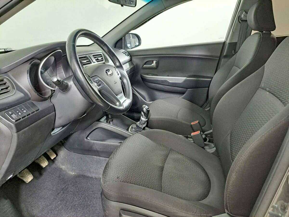 Kia Rio, 2016 Фото №16