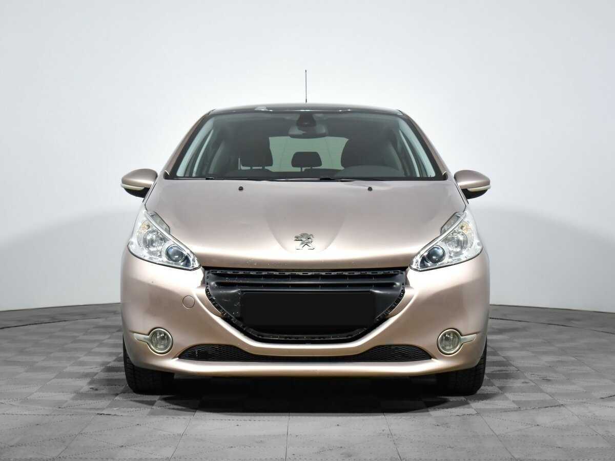 Peugeot 208, 2014 Фото №2