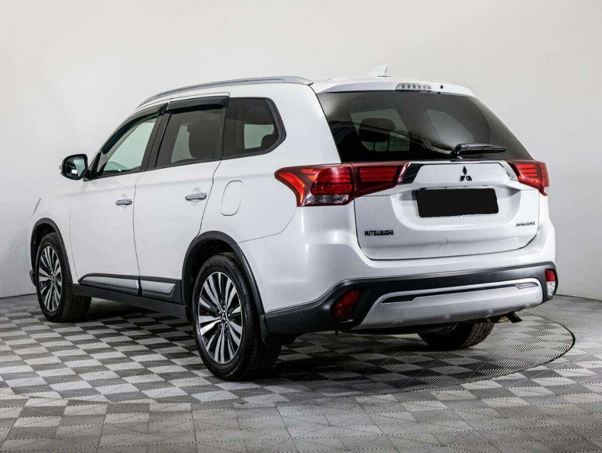 Mitsubishi Outlander, 2018 Фото №6