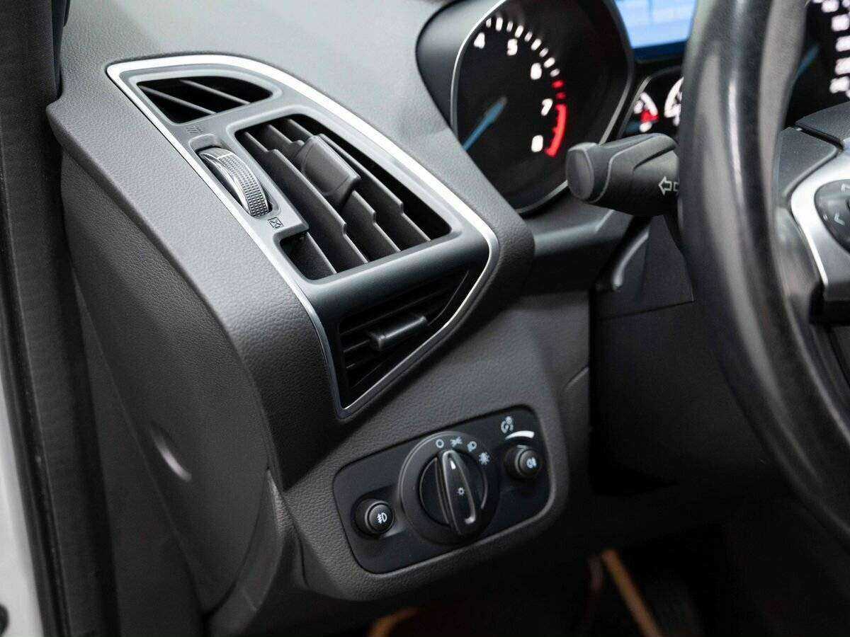 Ford Kuga, 2014 Фото №17