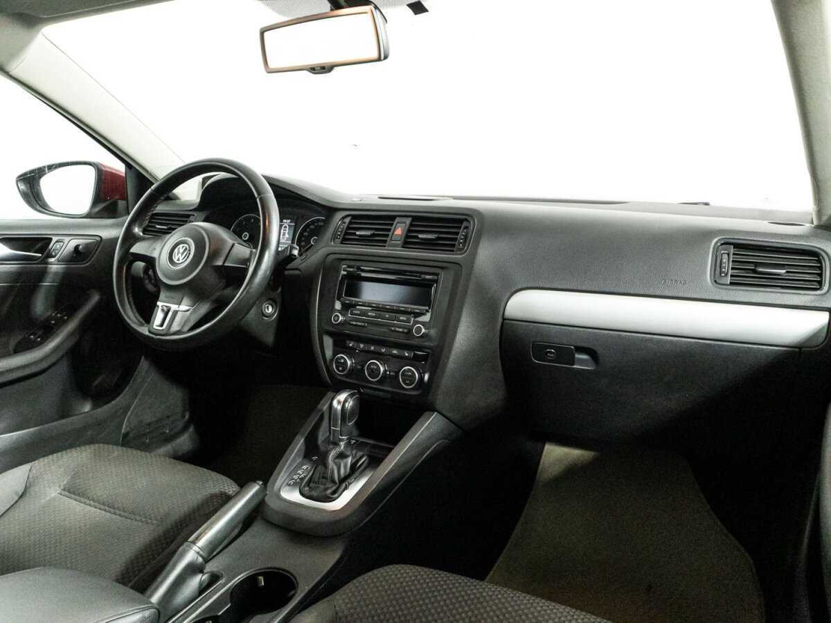 Volkswagen Jetta, 2012 Фото №9