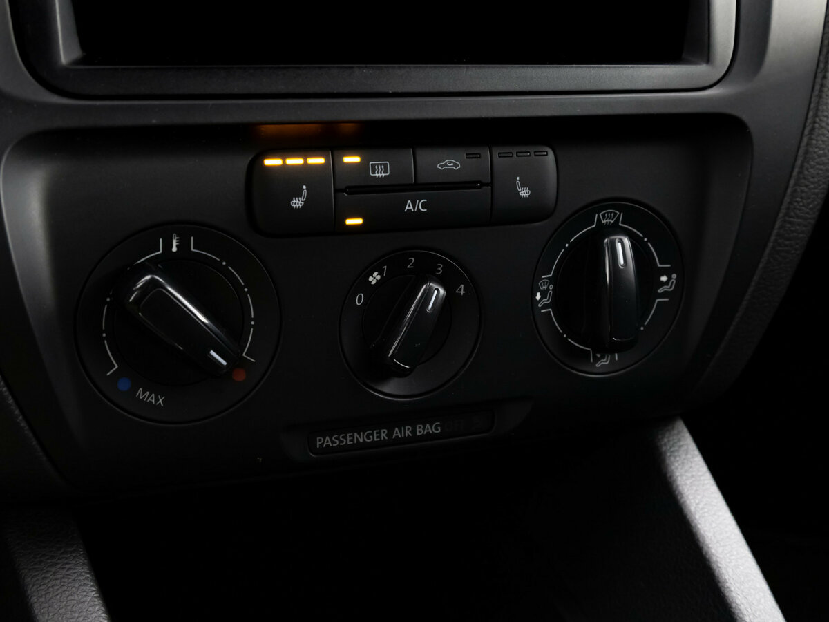 Volkswagen Jetta VI, 2013 Фото №10