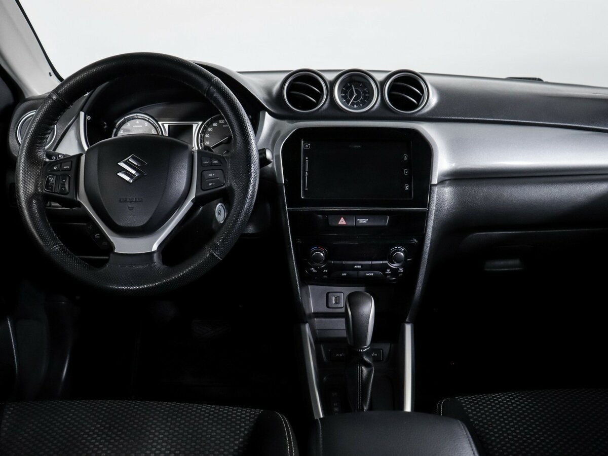 Suzuki Vitara II, 2016 Фото №10