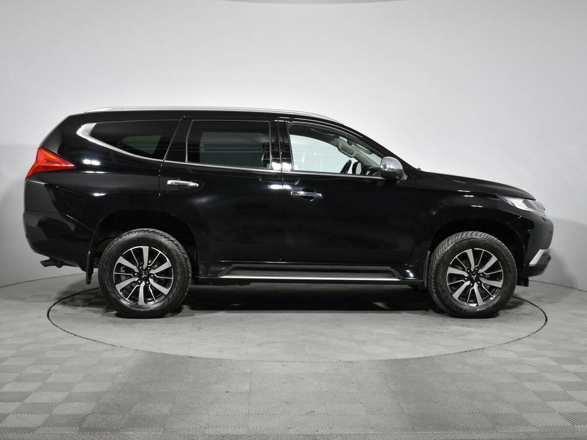 Mitsubishi Pajero Sport, 2017 Фото №4