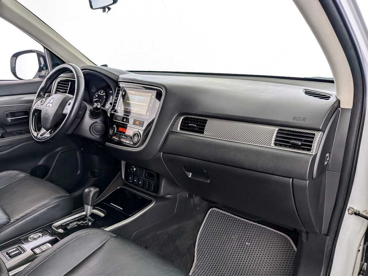 Mitsubishi Outlander, 2019 Фото №9