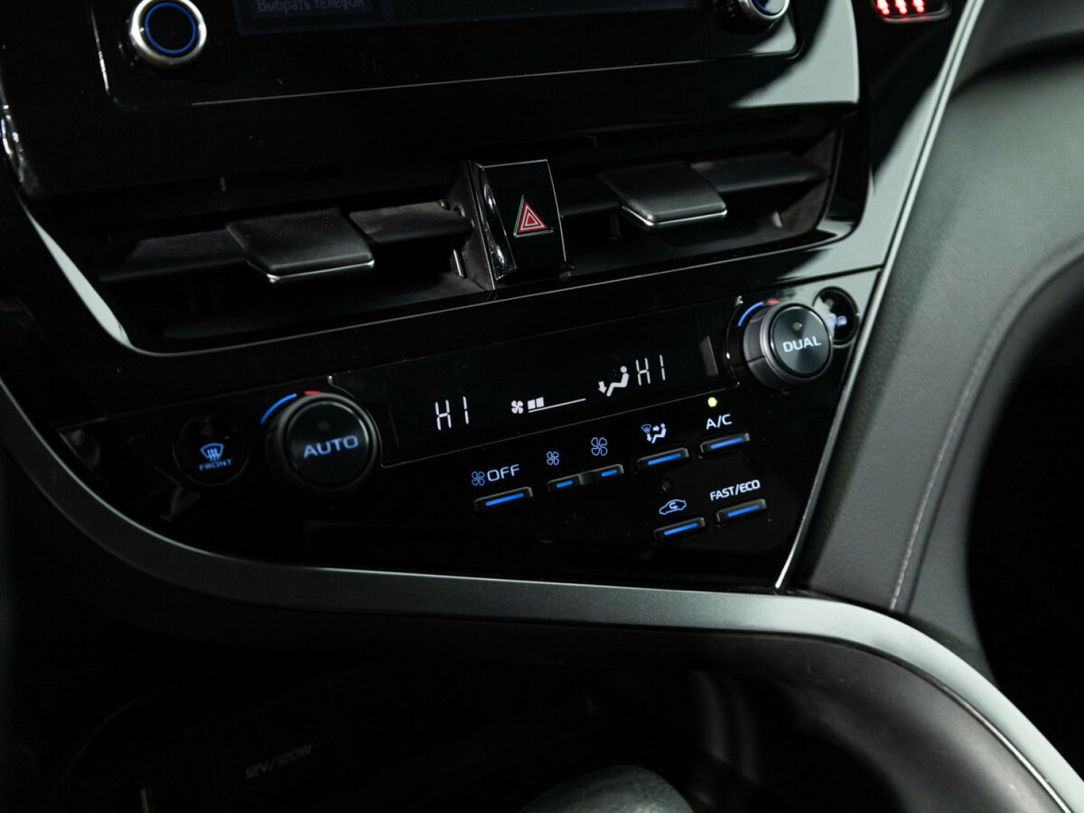 Toyota Camry VIII (XV70) Рестайлинг, 2021 Фото №16