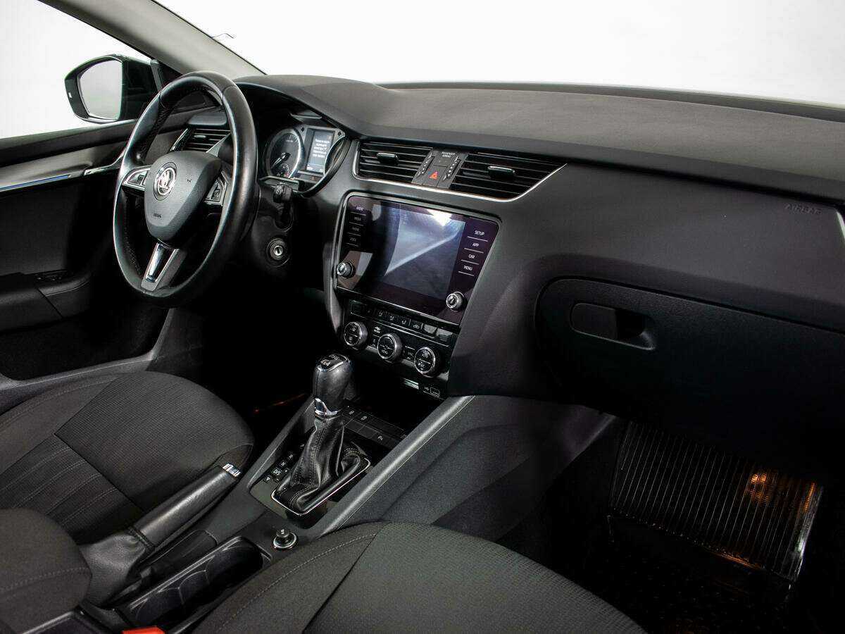 Skoda Octavia, 2018 Фото №9