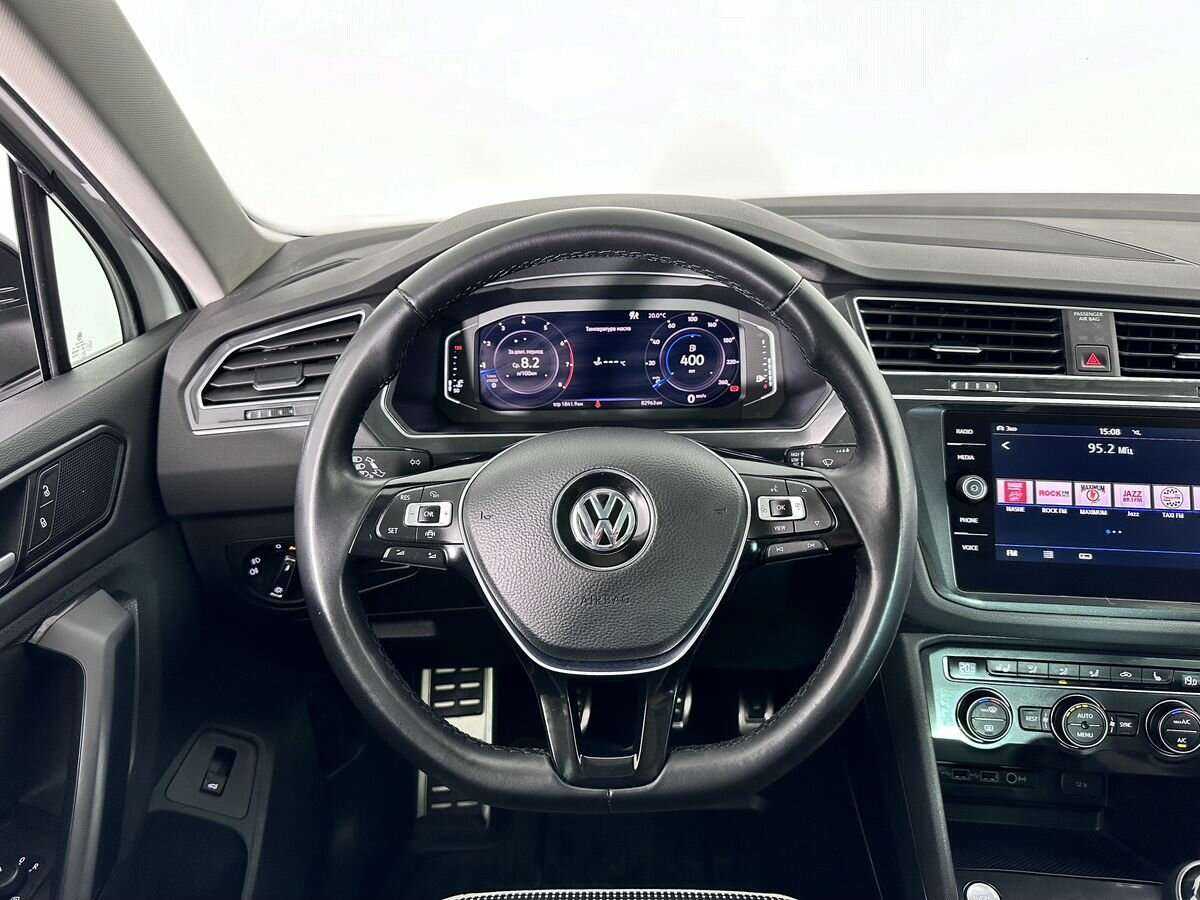 Volkswagen Tiguan, 2019 Фото №10
