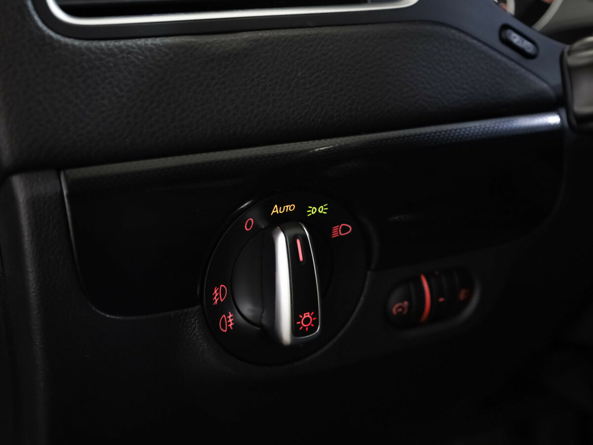 Volkswagen Jetta VI, 2014 Фото №11