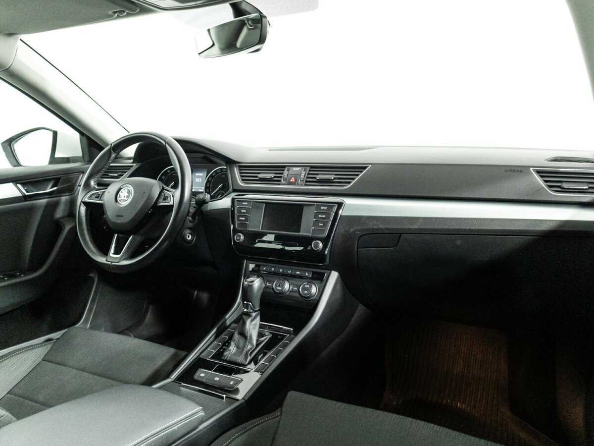 Skoda Superb, 2016 Фото №8