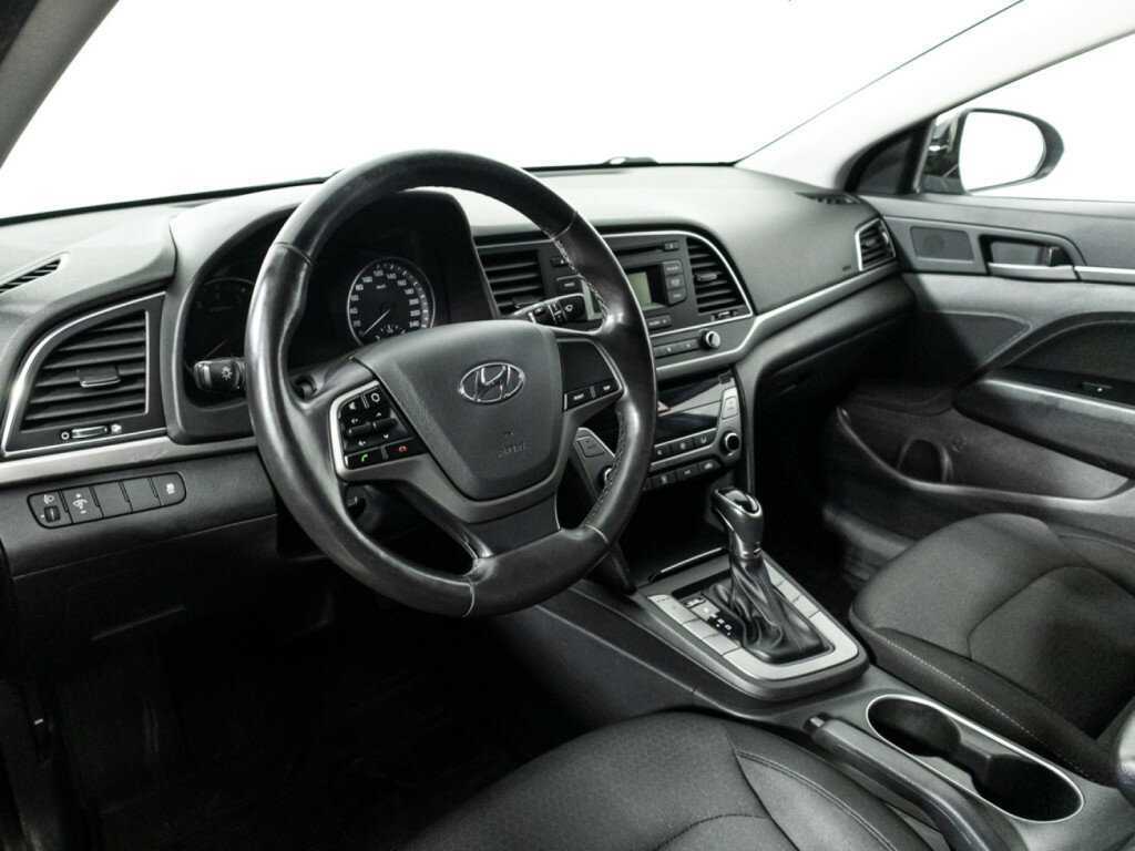 Hyundai Elantra, 2017 Фото №11