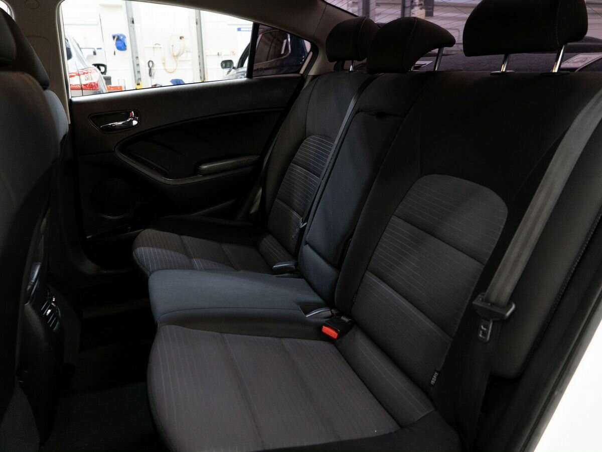 Kia Cerato, 2017 Фото №7