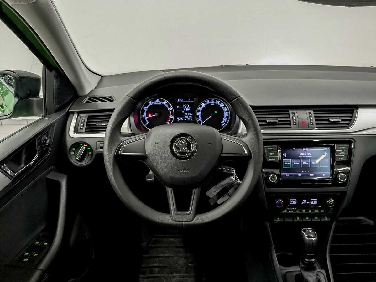 Skoda Rapid, 2018 Фото №19