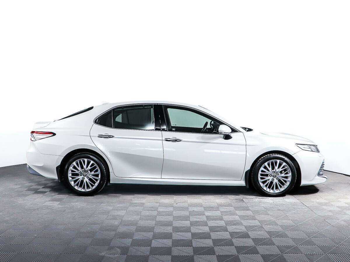 Toyota Camry, 2020 Фото №3