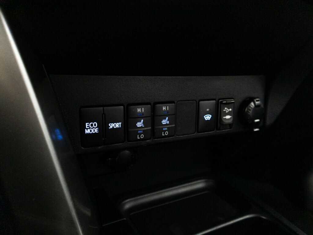 Toyota RAV4, 2016 Фото №19