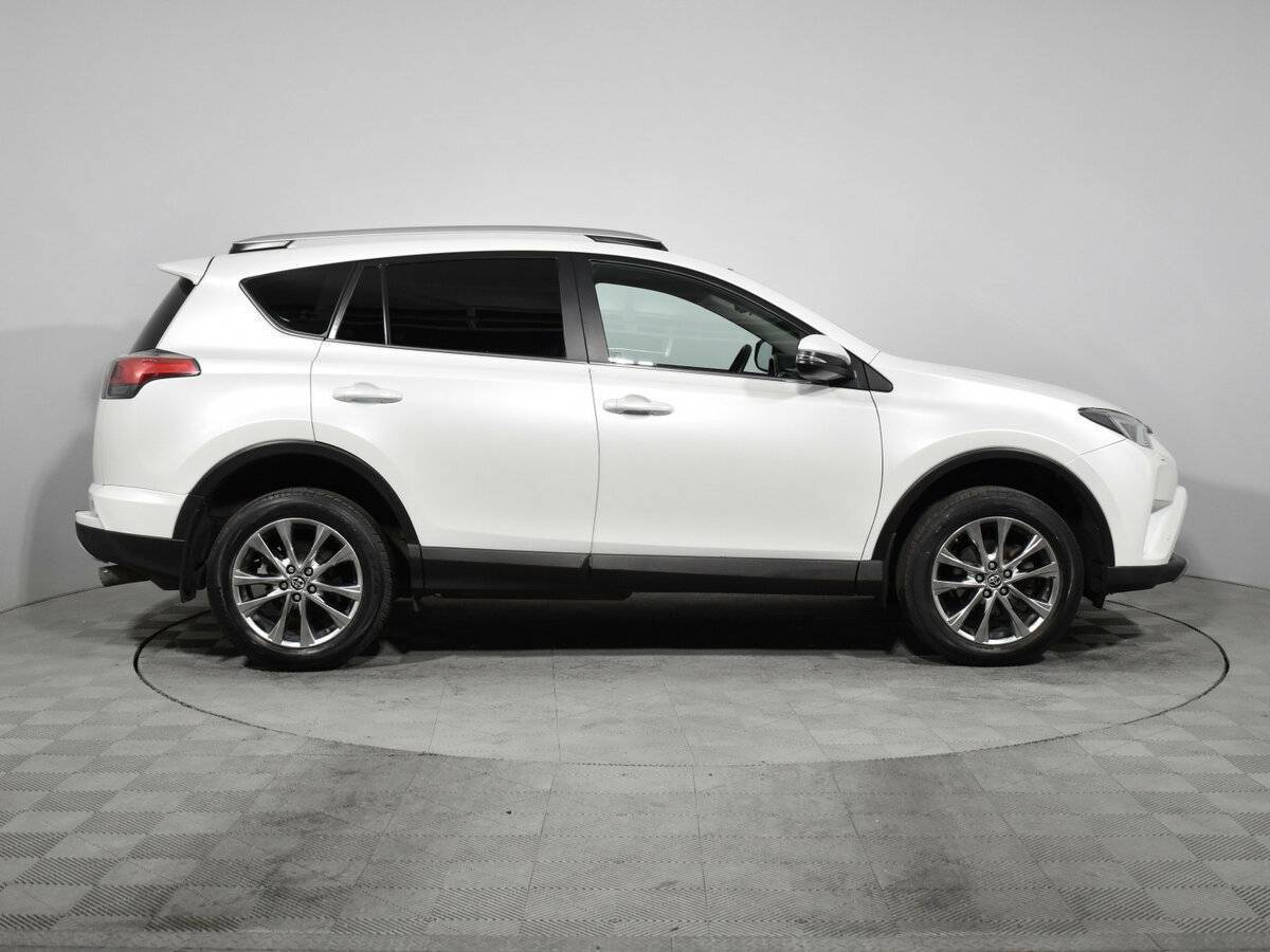 Toyota RAV4, 2018 Фото №4