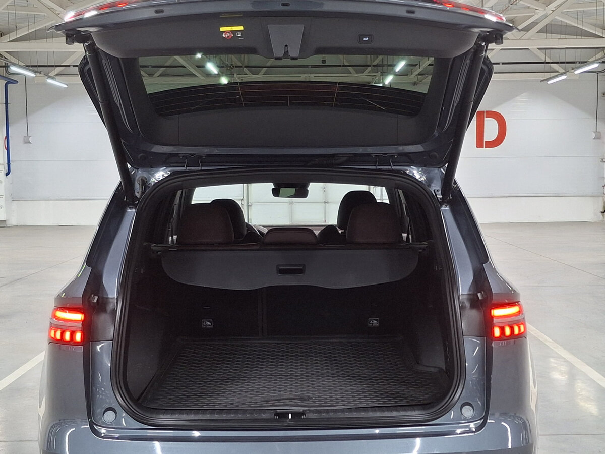 Geely Monjaro I, 2023 Фото №9