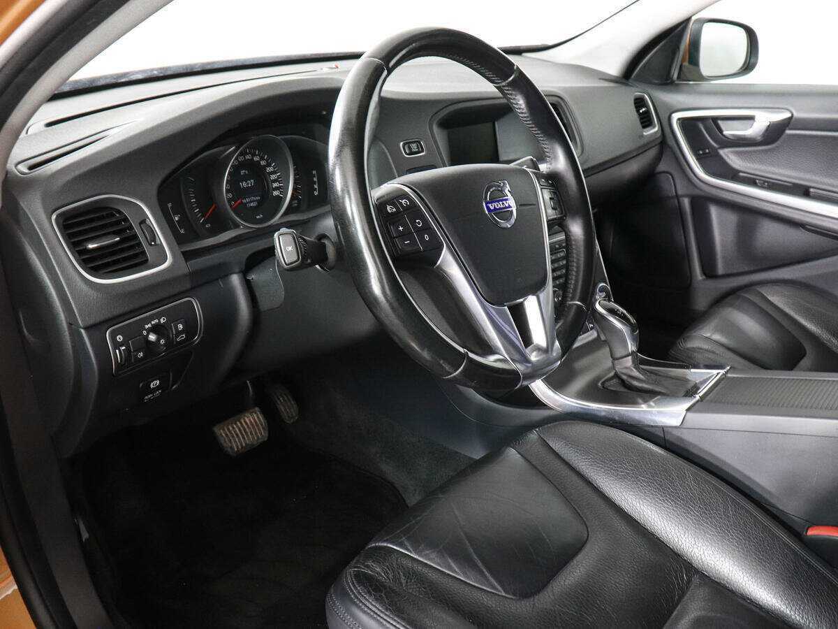 Volvo S60, 2013 Фото №9