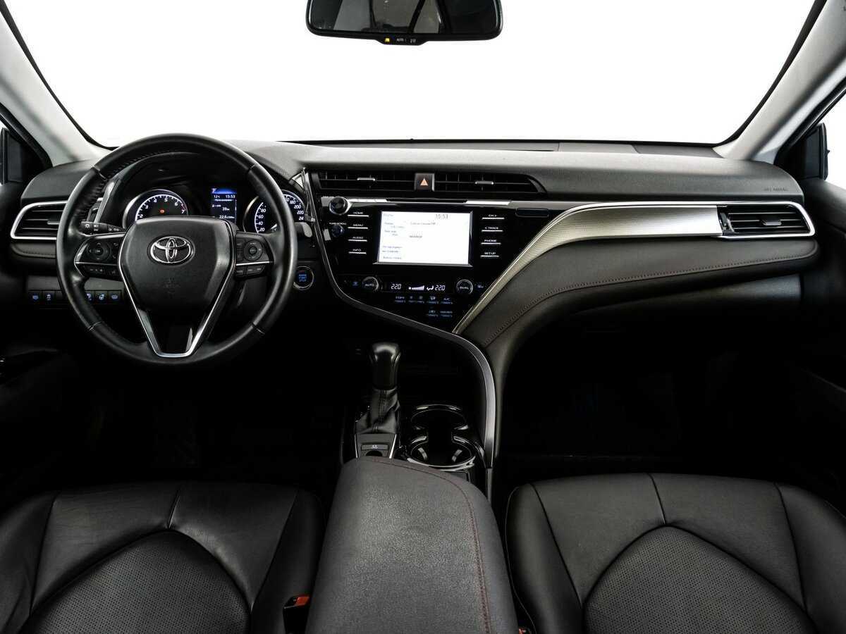 Toyota Camry, 2020 Фото №8