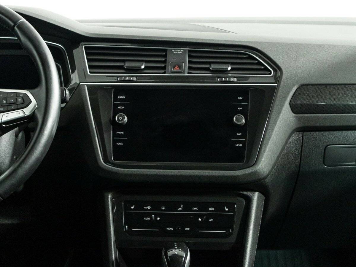 Volkswagen Tiguan, 2021 Фото №14