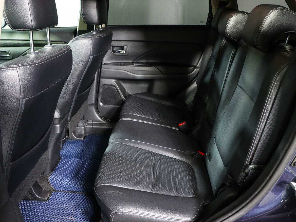 Mitsubishi Outlander, 2018 Фото №8