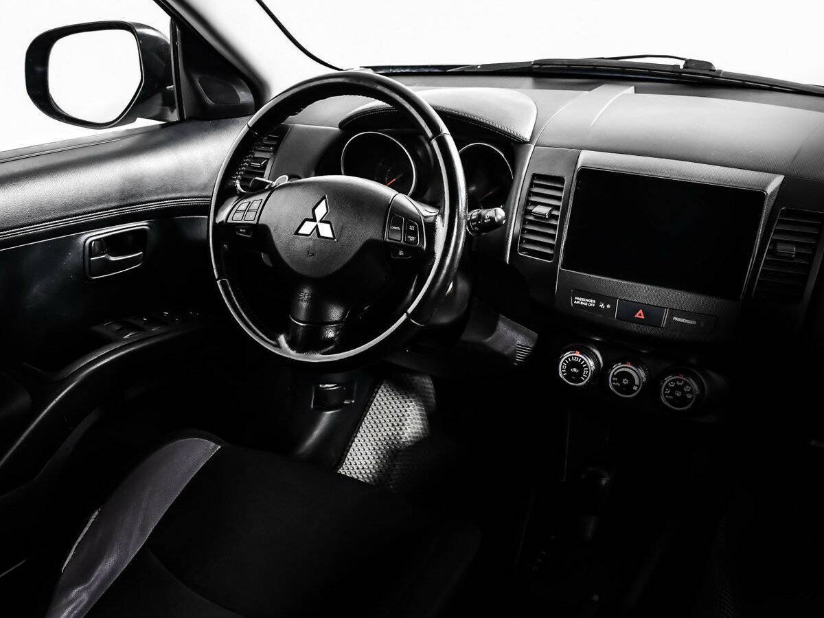 Mitsubishi Outlander, 2012 Фото №8