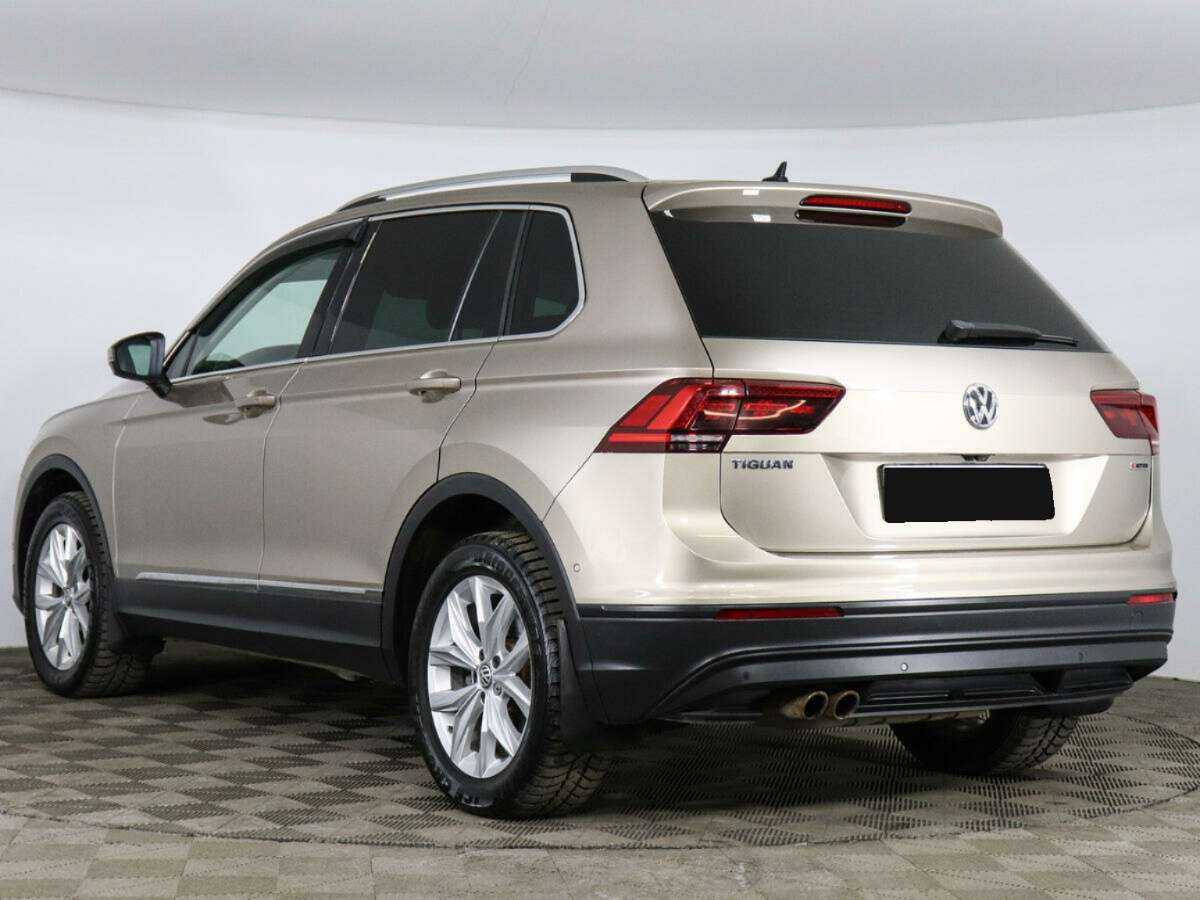 Volkswagen Tiguan, 2018 Фото №7