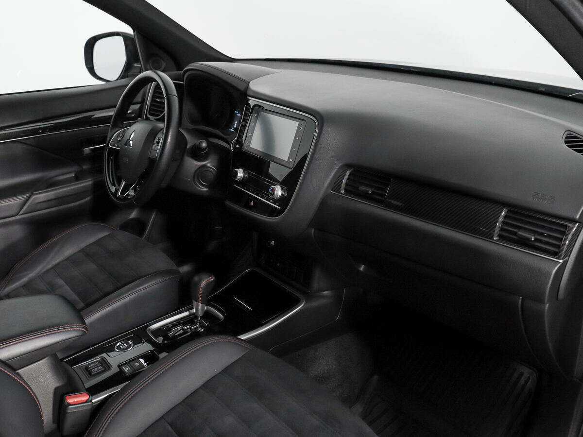 Mitsubishi Outlander, 2020 Фото №13