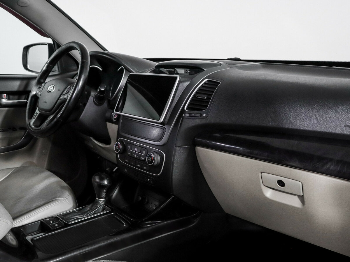 Kia Sorento II Рестайлинг, 2013 Фото №9