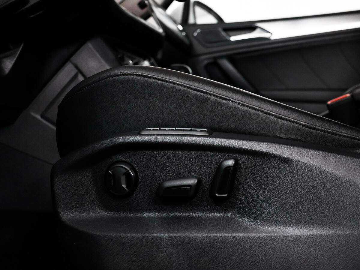 Volkswagen Tiguan, 2017 Фото №10