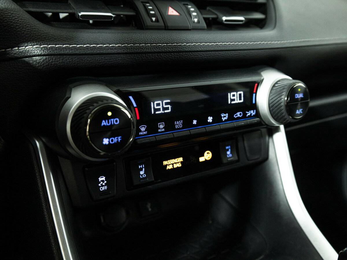 Toyota RAV4 V (XA50), 2021 Фото №16