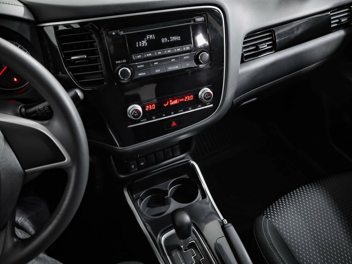 Mitsubishi Outlander III Рестайлинг 3, 2020 Фото №16