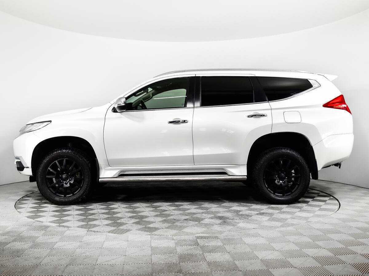 Mitsubishi Pajero Sport, 2018 Фото №6