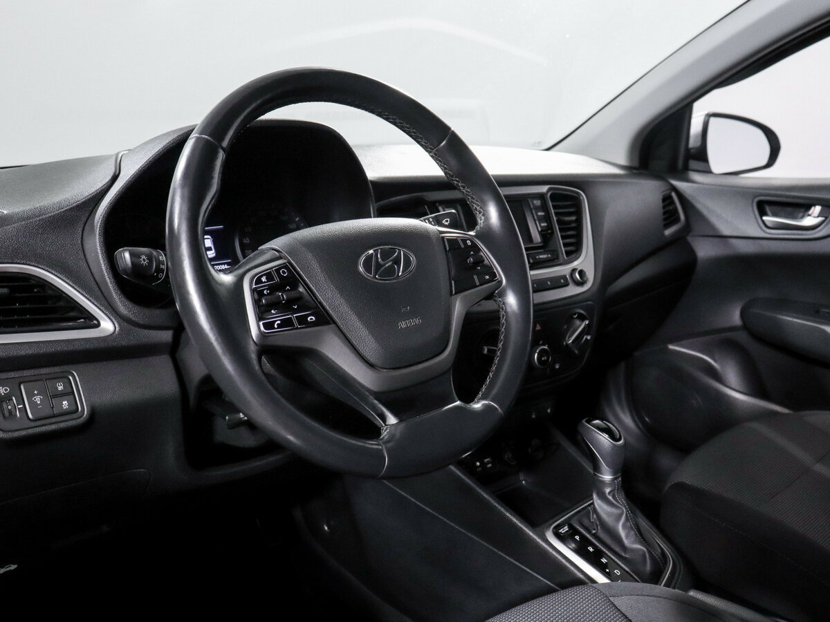 Hyundai Solaris II, 2018 Фото №11