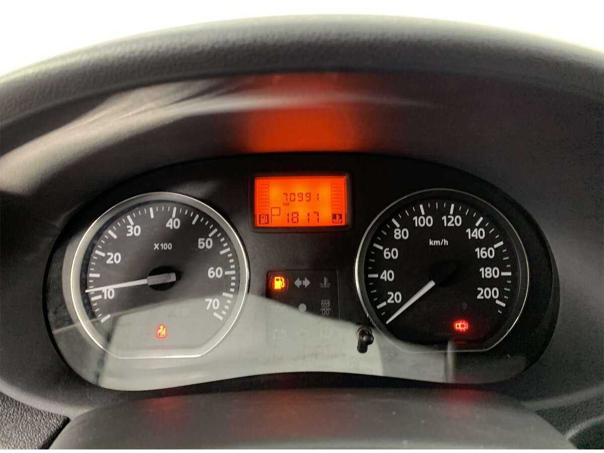 Nissan Almera, 2018 Фото №10