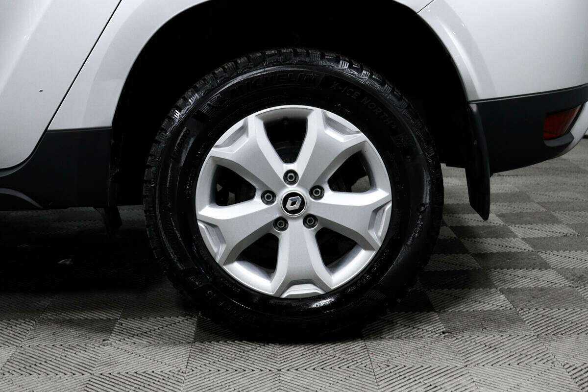 Renault Duster, 2022 Фото №14