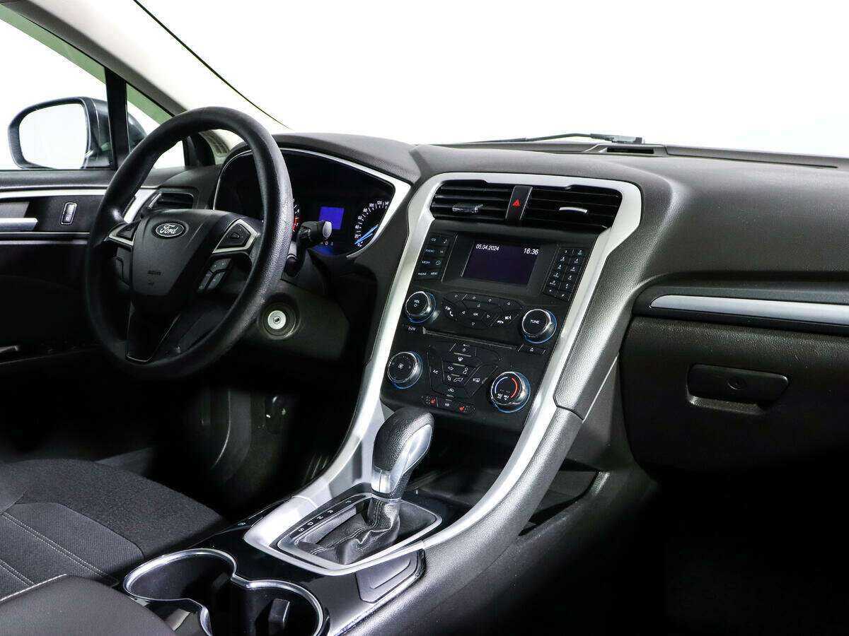 Ford Mondeo, 2016 Фото №6