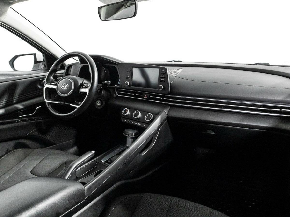 Hyundai Elantra, 2021 Фото №9