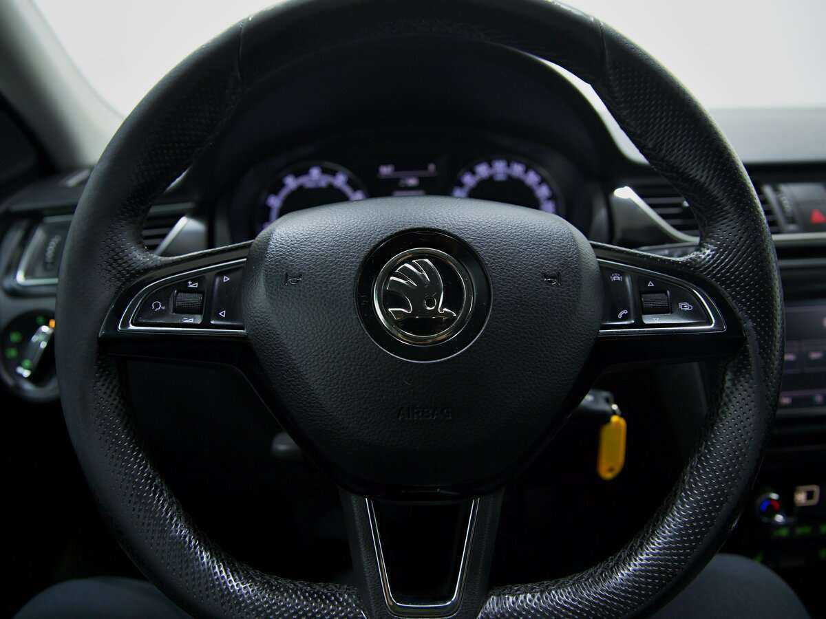 Skoda Rapid, 2017 Фото №8