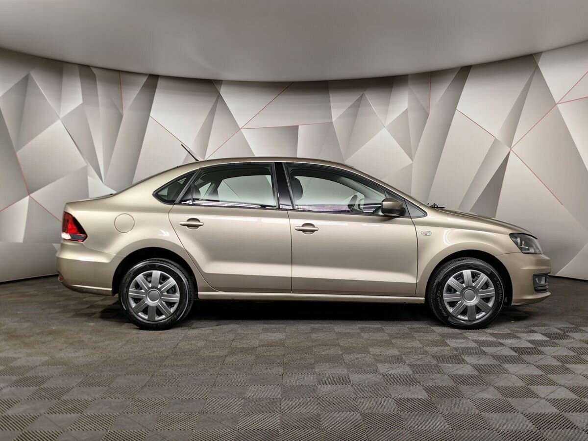Volkswagen Polo, 2016 Фото №6