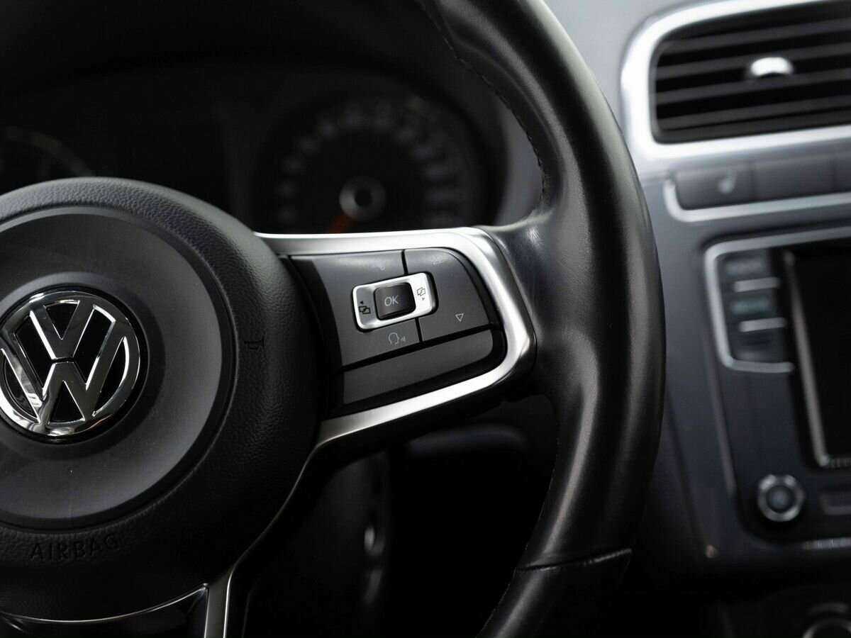 Volkswagen Polo, 2018 Фото №16