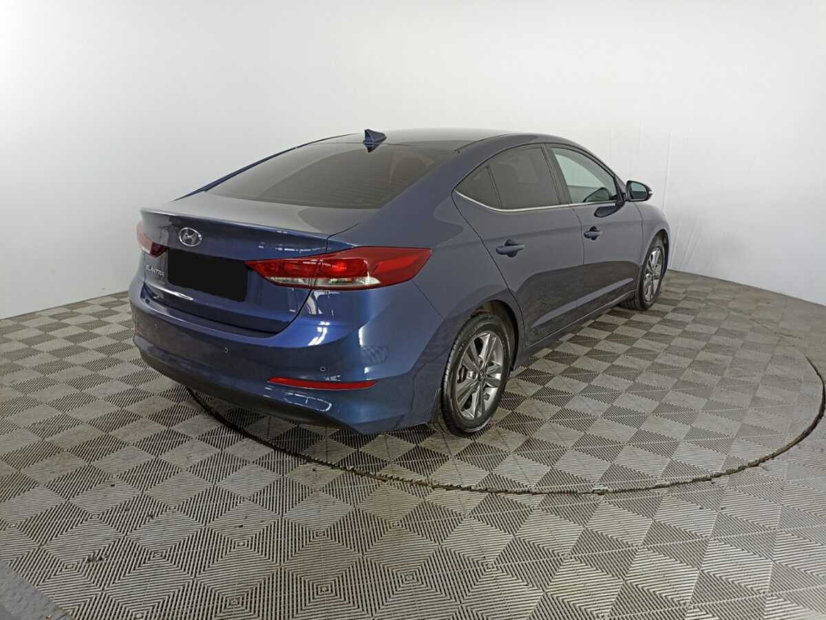 Hyundai Elantra, 2018 Фото №5