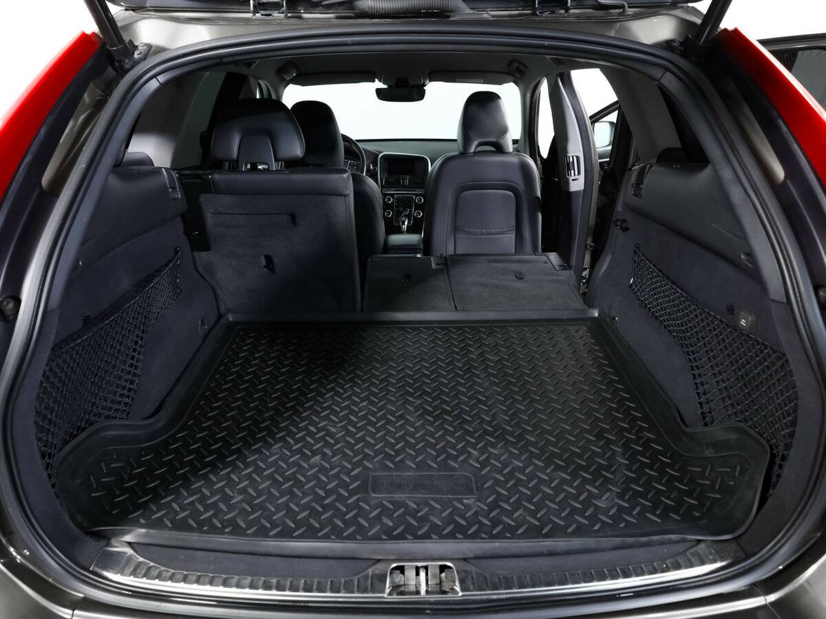 Volvo XC60 I Рестайлинг, 2017 Фото №28