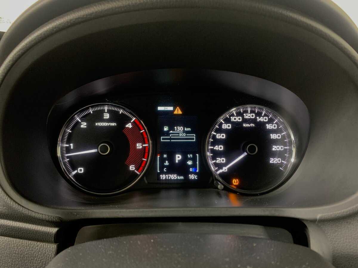 Mitsubishi Pajero Sport, 2017 Фото №15