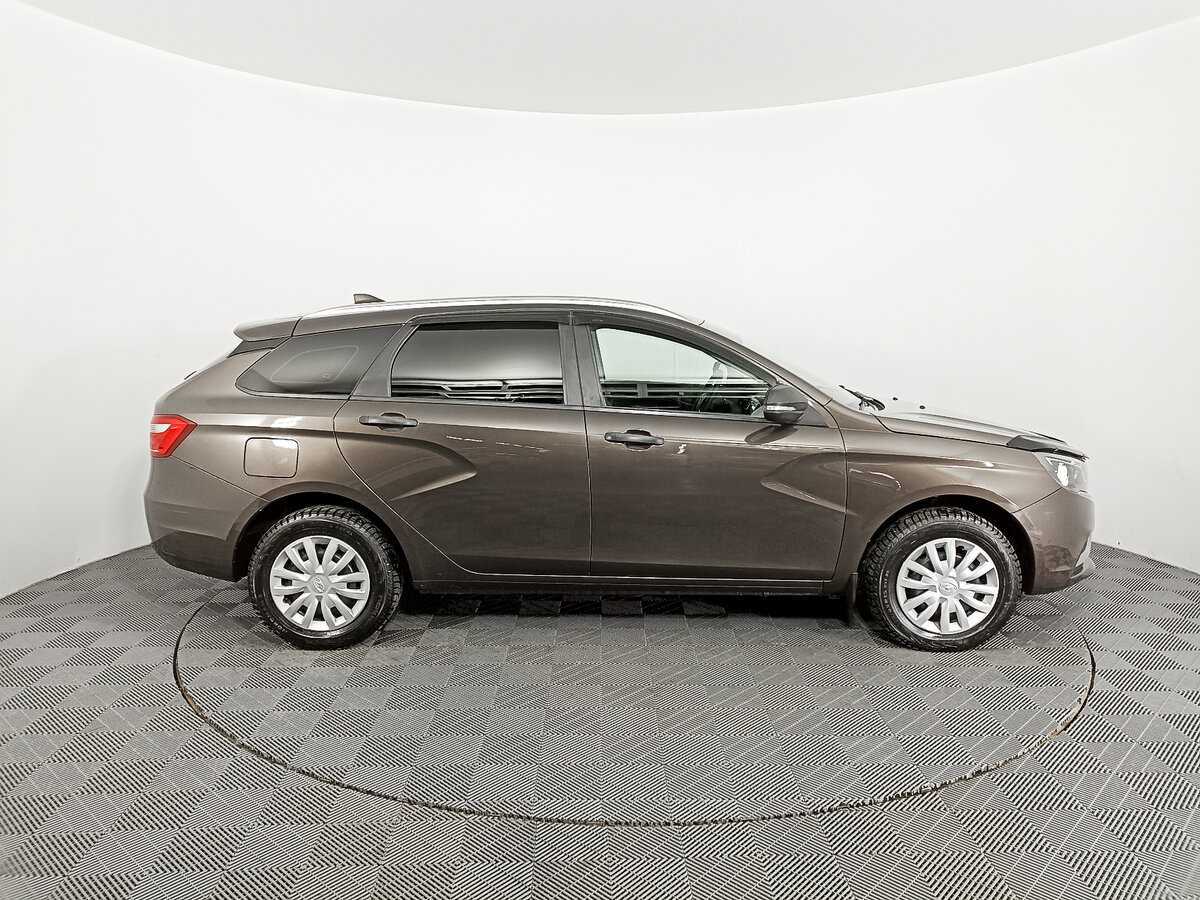 Lada (ВАЗ) Vesta SW, 2021 Фото №4