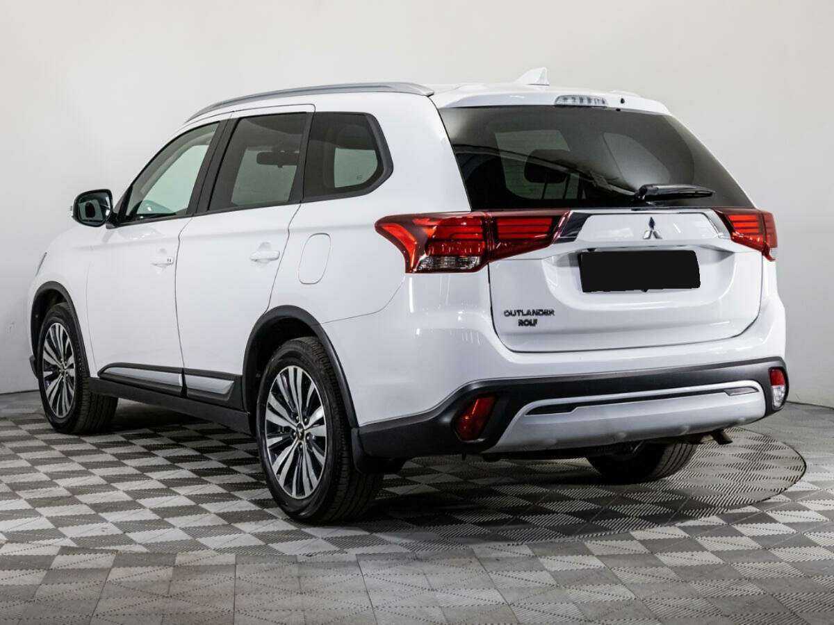 Mitsubishi Outlander, 2021 Фото №7