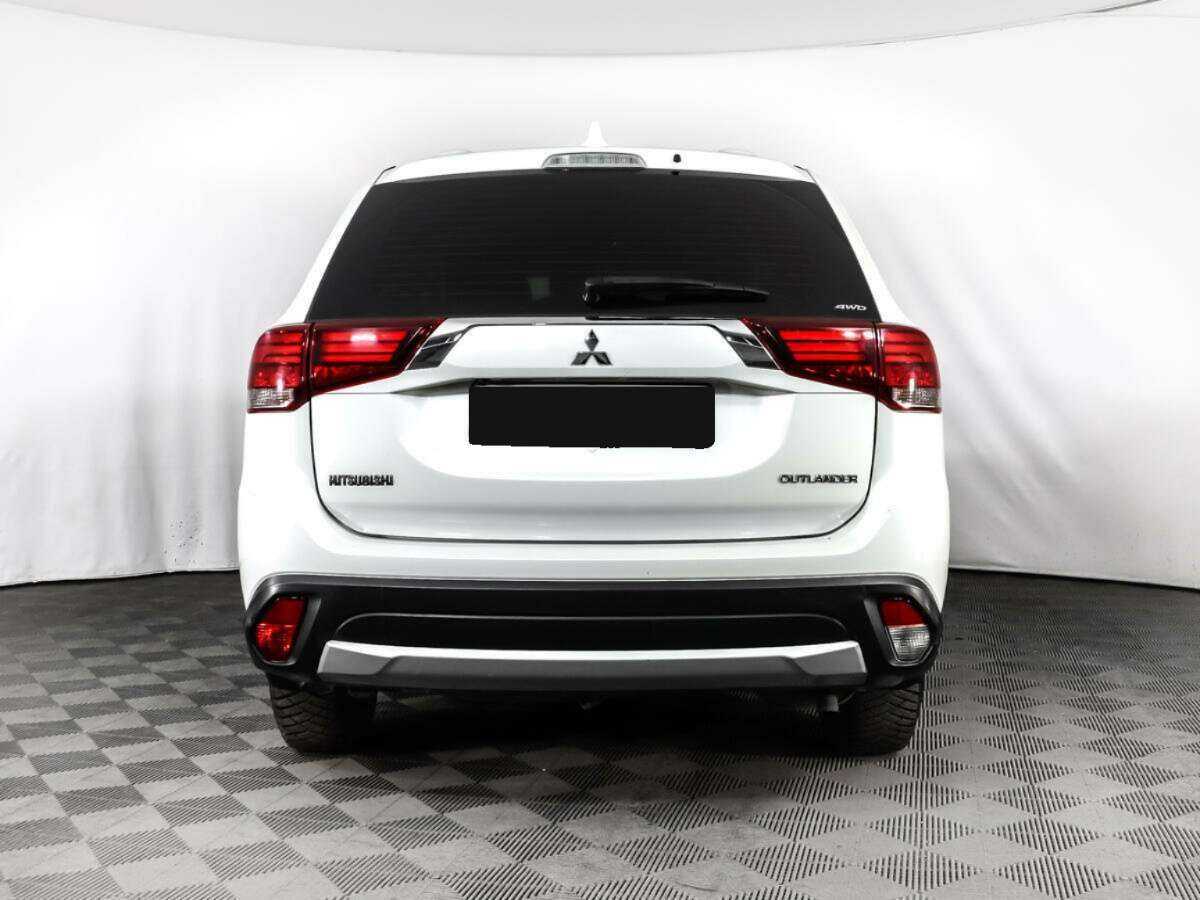 Mitsubishi Outlander, 2018 Фото №6