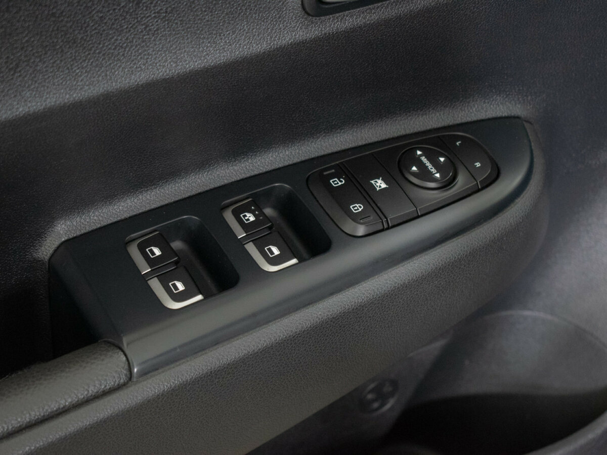 Kia Rio X-Line IV, 2018 Фото №11