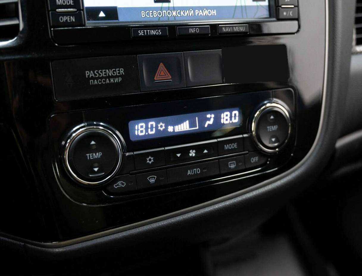 Mitsubishi Outlander, 2013 Фото №21