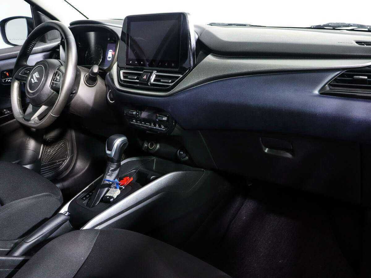 Suzuki Baleno, 2022 Фото №9